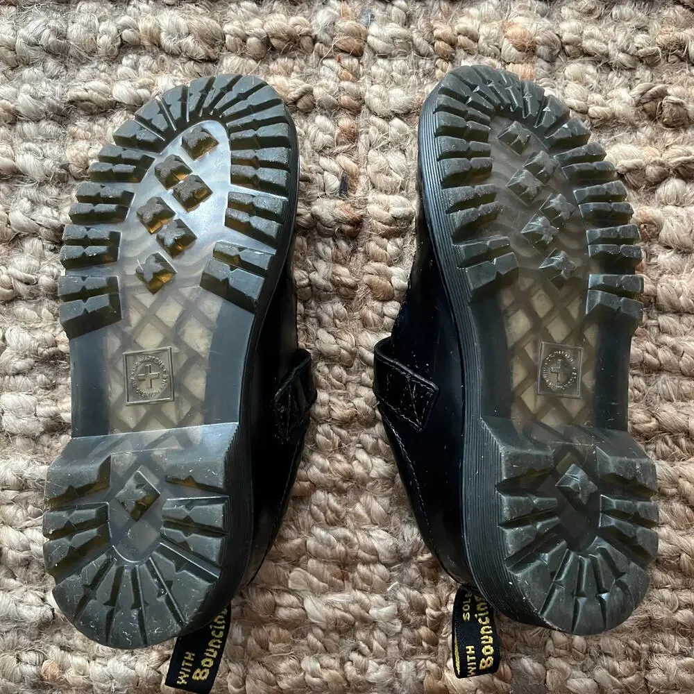 Dr. Martens Junior Mary Jane Buckle Shoes Black – Big Kids US 1 (EU 32)